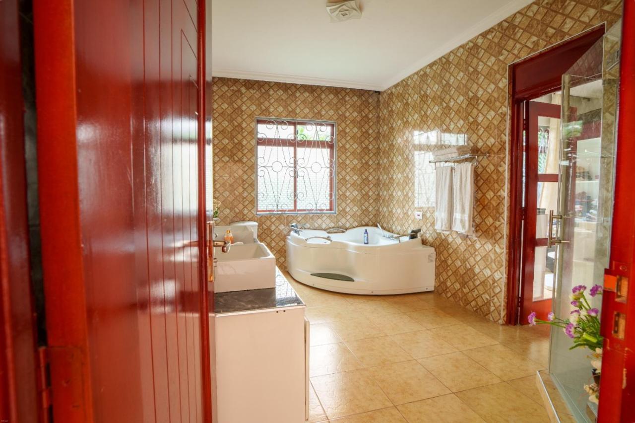 מושי Sprunger Avenue - Tulia Homes מראה חיצוני תמונה