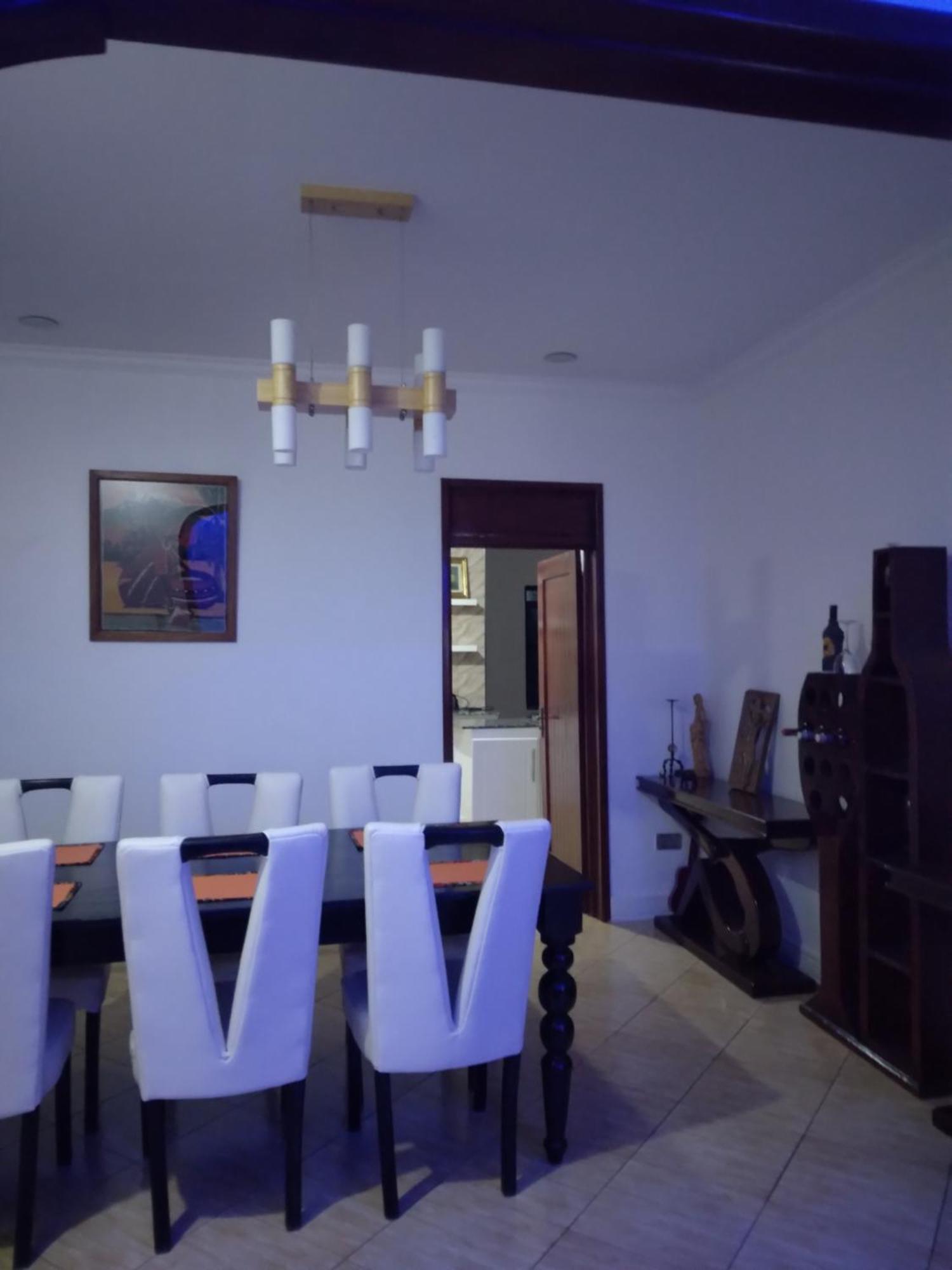 מושי Sprunger Avenue - Tulia Homes מראה חיצוני תמונה