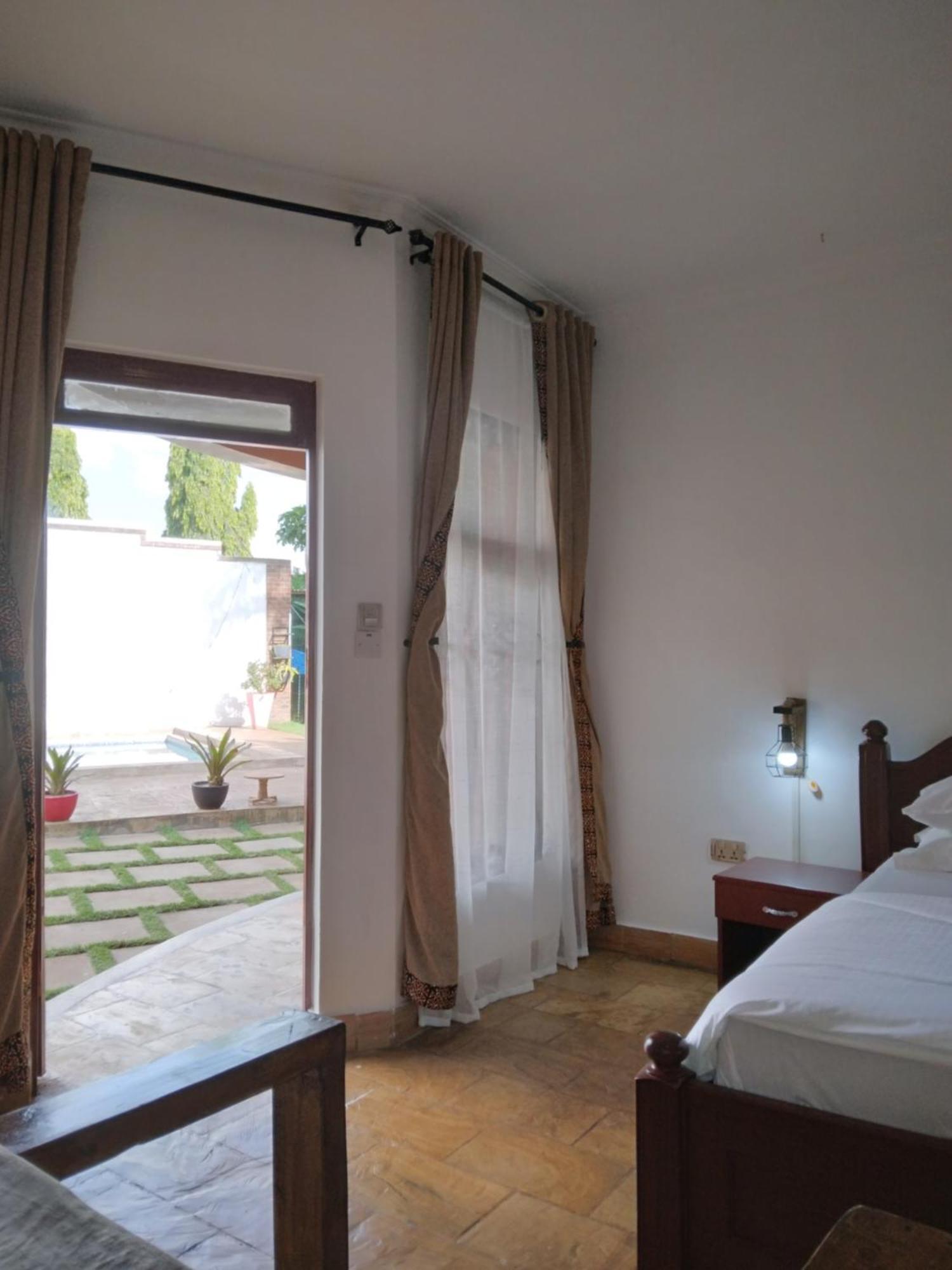 מושי Sprunger Avenue - Tulia Homes מראה חיצוני תמונה
