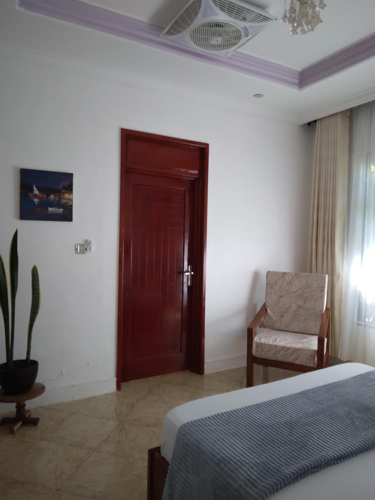 מושי Sprunger Avenue - Tulia Homes מראה חיצוני תמונה